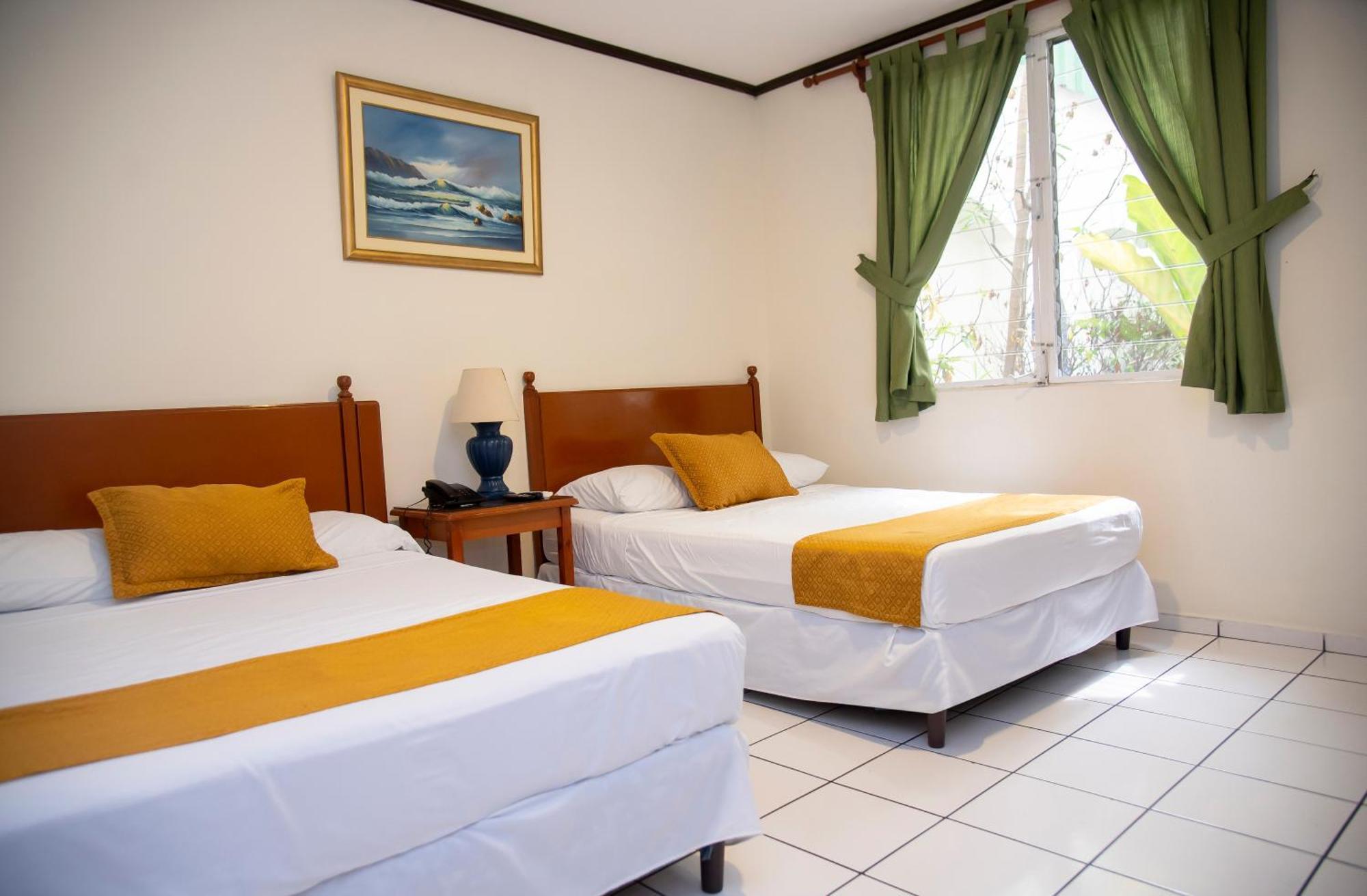 Hotel Villa Serena San Benito San Salvador Exterior foto